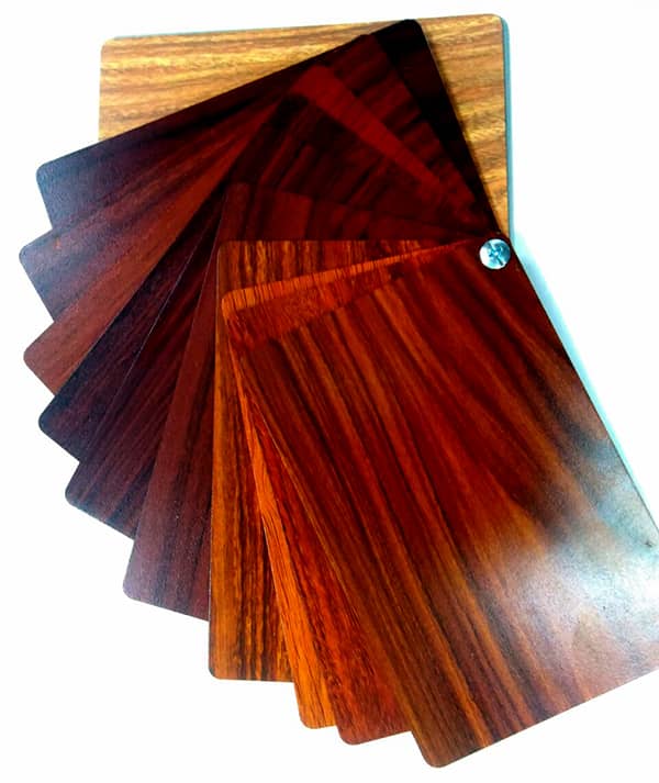 Cách tạo vân gỗ trên cửa thép giả gỗ như thế nào?