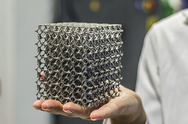 Công nghệ đột phá: In 3D với thép không gỉ