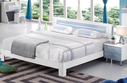 hình ảnh giường ngủ hiện đại màu trắng